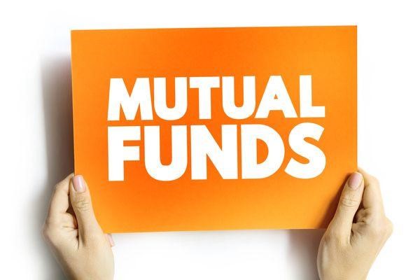 How Can Hybrid Mutual Schemes Reward Investors?